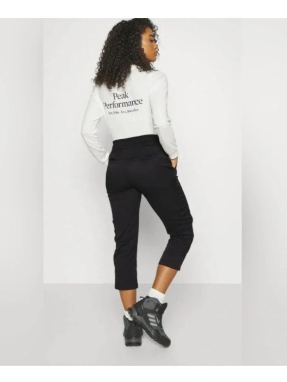 The North Face Aphrodite Motion capris / crops / crop pants (Navy) XL